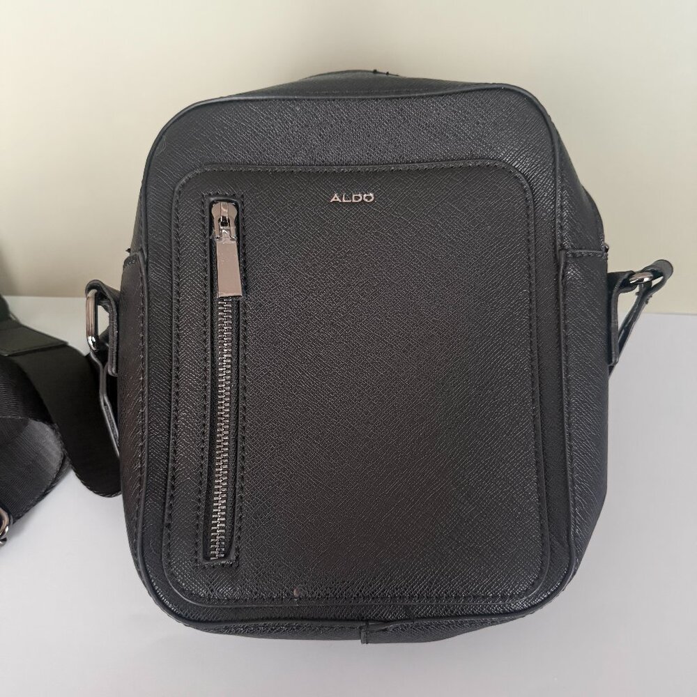 Aldo Black Crossbody Bag – New
